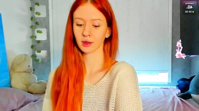 Sunny Vixey's backside moans are recorded on this Webcast - Mesmerizing Chest Moans