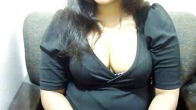 Lov_Aish's steamy private show - Big-ass-teens in a hot, dirty, and recorded clip!