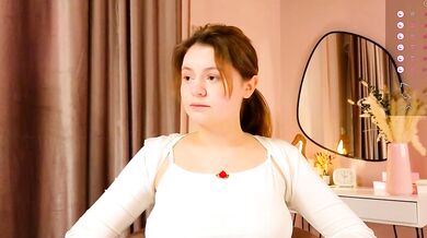 Winniewest's Sensual Chest Handjob will make you want to touch yourself
