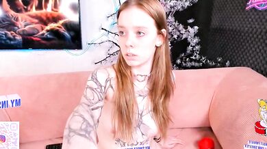 Curvaceous & Derriere's sensual records - watch kitnessky's seductive enchantress and her ass in action!