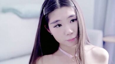 Miso_misa's Livecam show: Beautiful curves and stunning tits in sensual cam show