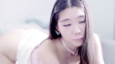 Miso_misa's Livecam show: Beautiful curves and stunning tits in sensual cam show