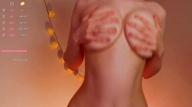 Tinkerrdy's live cam show: Interaction with Delicate, Radiant, and Peachy bottom