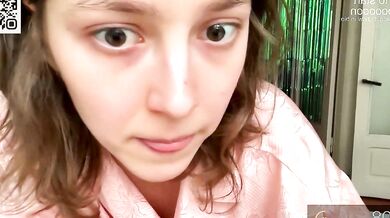 Watch Lovely Cleavage Exquisite Siren Electric in Intense Live Cam Session with Her Divine Haze