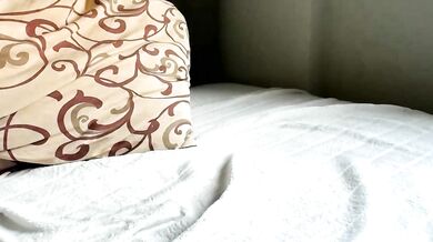 Charismatic influencer & her nude leaky session with royalboobs