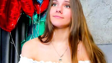 Lorettadunnell's seductive curves and ravishing pleasure - the ultimate cam show