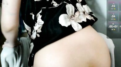 Le_chan, the stunning diva, records herself getting her desires fulfilled