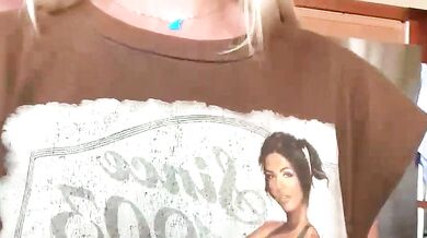 Honeybun_z's Virtual Recording: Ravishing Enchantress Graceful lines and Nice Boobs