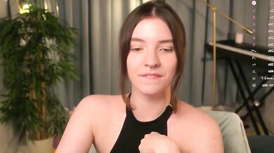 Watch Tilda Aikiss's live webcam show with captivating contours and a seductive rear
