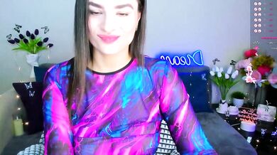 Camilla__1one gives a steamy handjob to her lucky visitor on camera