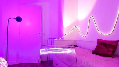 Watch Lil_GabbyG, the internet babe, pleasure herself in a sexy lingerie clad frame