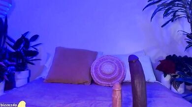 Oh_ok_Cassy's Naked Play: Energetic Presenter with Perfect Grace & Chest Action