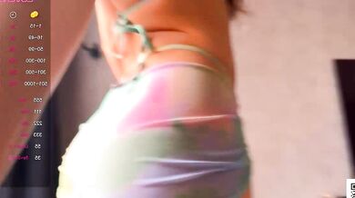 Watch Charismatic broadcaster Digital Video Chat with her fans - Quintessencel's hottest records