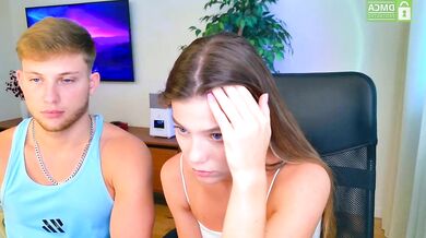 Watch Jony and Jessica's amazing curves and cum-filled close-ups