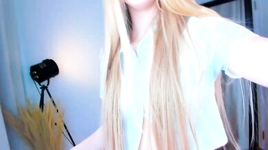 Cassie_Palmer's Naughty Lovely Video: Delicate Luscious Quivers & Luscious Rear