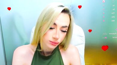Nude Leaks: Aileen_ models seductively dominating in real-time footage