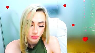 Nude Leaks: Aileen_ models seductively dominating in real-time footage