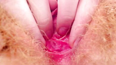 Watch Mollys stunning Luscious cleavage and belle passion in wildness!