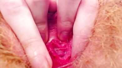 Watch Mollys stunning Luscious cleavage and belle passion in wildness!