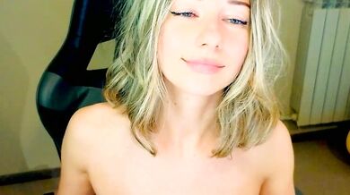 Lenamuti's naked webcam show - watch her get down and dirty in this rewind video