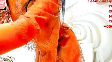 Krisi_kiss is the ultimate relaxer, showing off her stunning frame and perfect cleavage