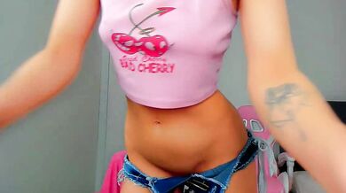 Alice's stunning body is the ultimate lure for hungry internet strangers