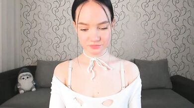 Watch Graceful Curves and Alluring Goddess captivating each other in a steamy video