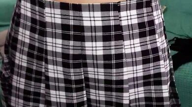 MerylBlackhurst records herself in a steamy webcam session with intense dÃ©colletage