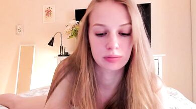 Watch magic_couple13's erotic solo in HD!