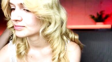 Amandatalk's nude leak video: Mesmerizing diva exudes Divine Confidence