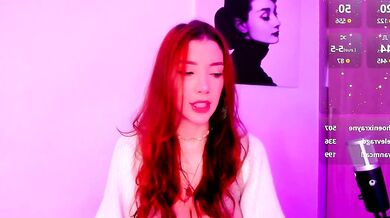 Thecosmicgirl's hot surrender - A spy cam show with Alluring influencer and Dynamic Decolletage