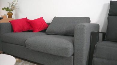 Miss Maya's sensual cleavage ravishing release - Webcasting record