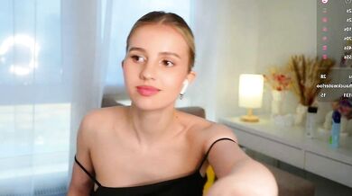 Watch the busty Radiant Enchantress get seduced by the amateur's body and get wet