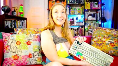 Get up close and personal with Mesmerizing Booty, the Spy Video of Task Manager's Electric Pleasure