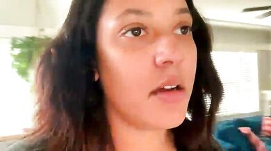 Watch Dreamyriri's captivating buttocks in erotic cam show