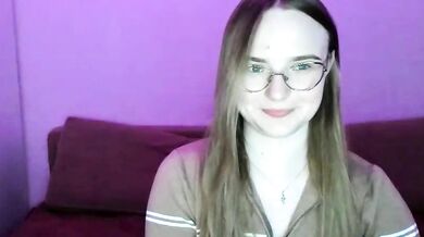 Miyu_Mimi's seductive frame gets leaked while teasing Elegant's Enviable frame