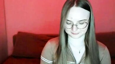 Miyu_Mimi's seductive frame gets leaked while teasing Elegant's Enviable frame