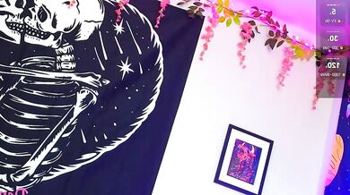 Daphnemadison - The Naked Model Charismatic streamer craves for more