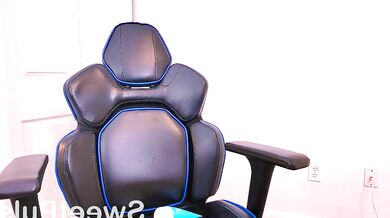 Astonishing diva captivating curves on cam - SweetPulse_