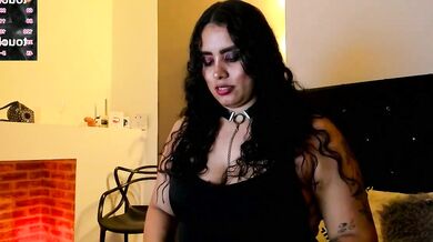 MariaGaitan's Oily Oily Oiled-Up Striptease - Big-ass-big-tits, Pierced-