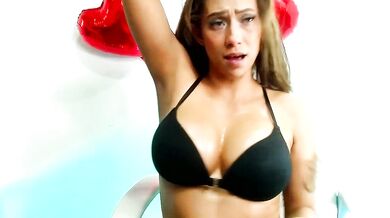 Salome_drasin, the cheapest-privates Latin milf, gives the best public blowjob and deepthroats like a pro!