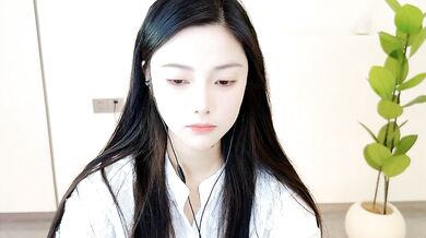 Watch HaagenDazs_ - a young curvy Asian girl with big tits and a romantic attitude