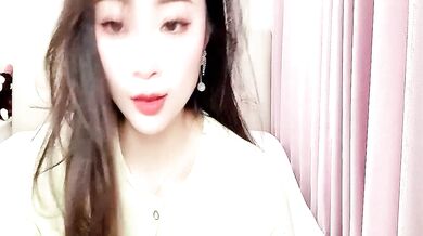 Aisha123123, the kinky Asian milf, enjoys a steamy toy-fueled orgasm in Private Cam Session