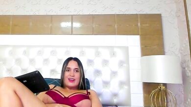 Watch Cany_love's tight latina pussy get stretched by a vibrator while stripping for you
