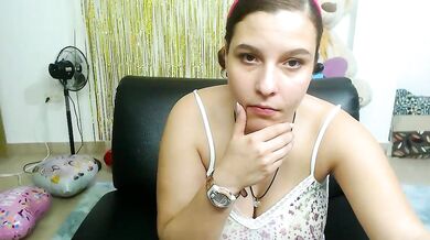Aged up curvy latina gets her ass fisted and squirts with a vibrator