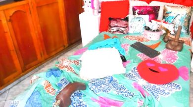 Latina MILF Larafoxter strips, masturbates, and squirts while giving a hot striptease to a dildo machine