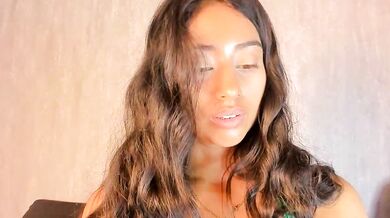 Valentinne_z's young titties & tight ass get destroyed by dildo-or-vibrator in a solo play