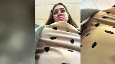 Viki Demini gives a sloppy outdoor blowjob & twerking session on recordable cam