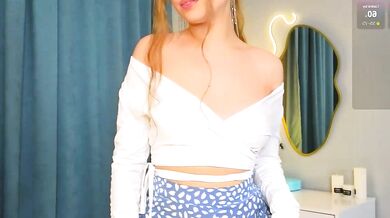 Watch Hailey Queeen strip & twerk for your viewing pleasure - Private Erotic Dances with White Young Pierced Pierced Pierced Pier