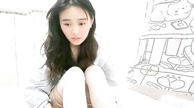 Angel A0 strips and teases for your viewing pleasure on Stripchat